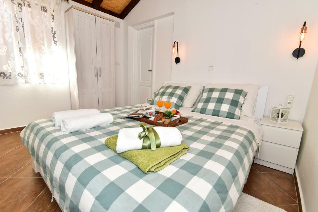 Apartman Mare Zadar Exterior foto